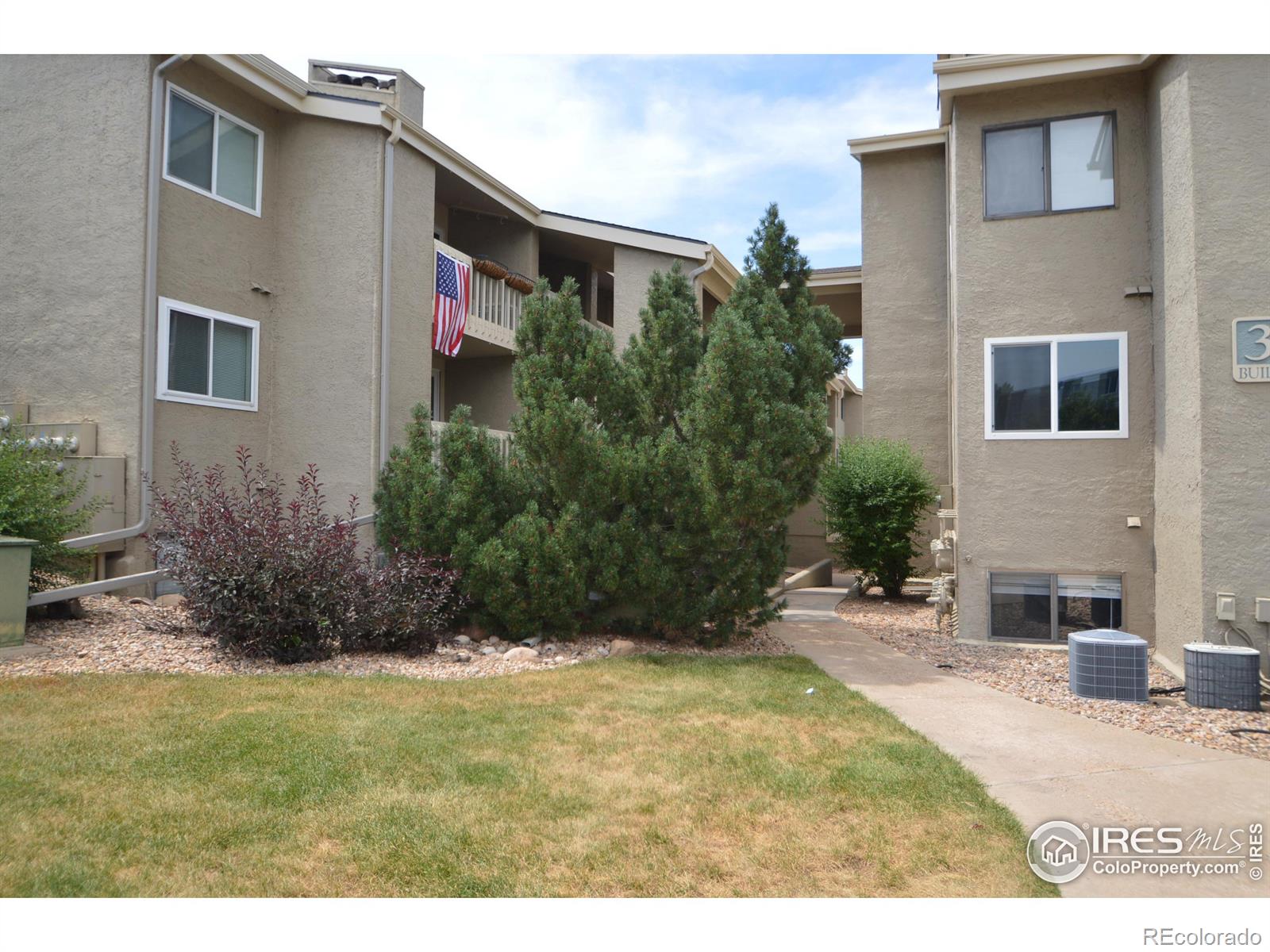 MLS Image #2 for 20 s boulder circle,boulder, Colorado