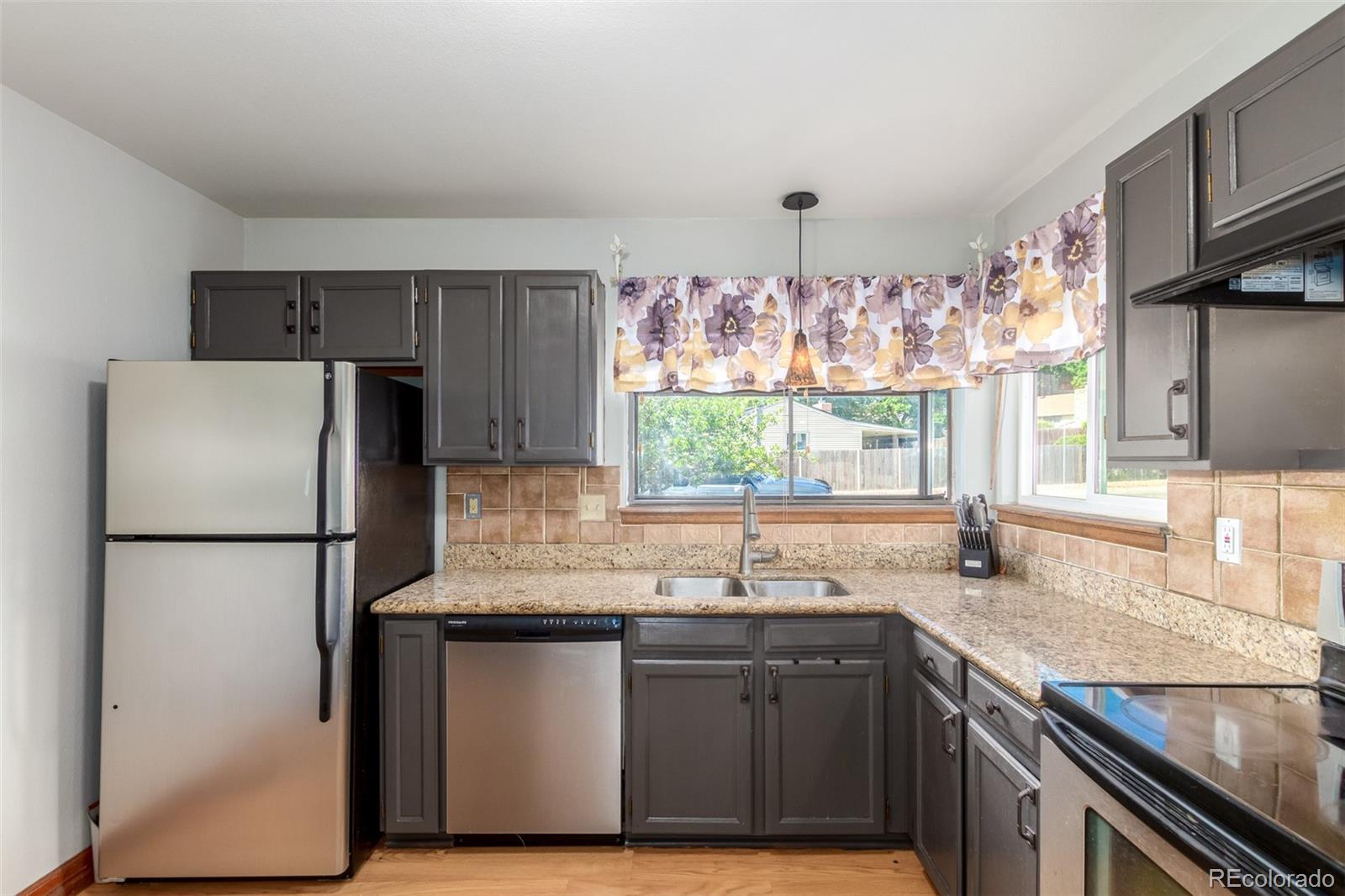 MLS Image #11 for 10299 w fair avenue b,littleton, Colorado