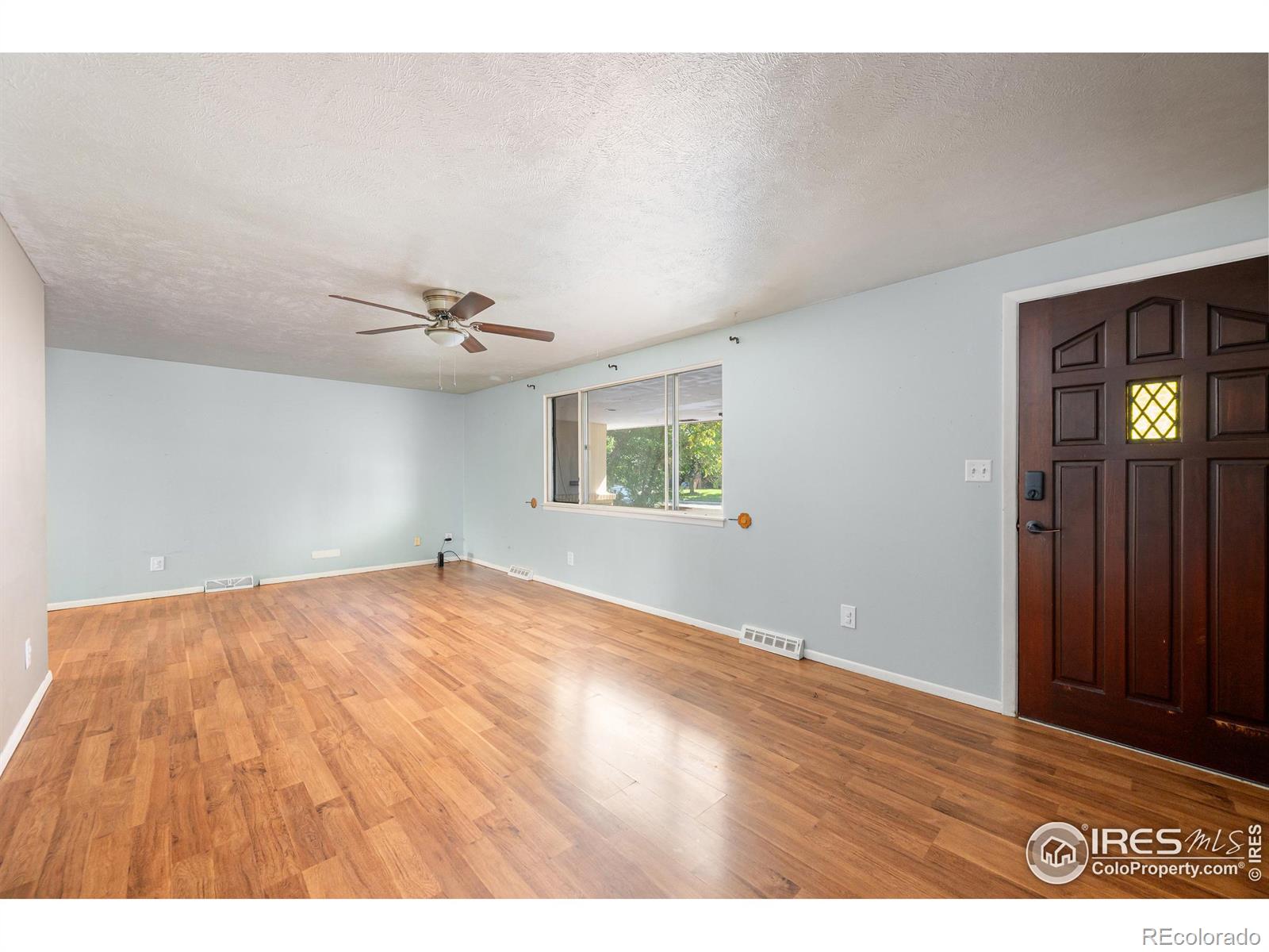 MLS Image #4 for 2401 n empire avenue,loveland, Colorado