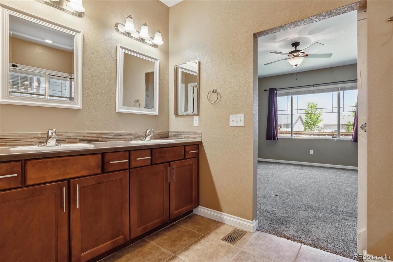 MLS Image #16 for 22083 e grand drive,centennial, Colorado