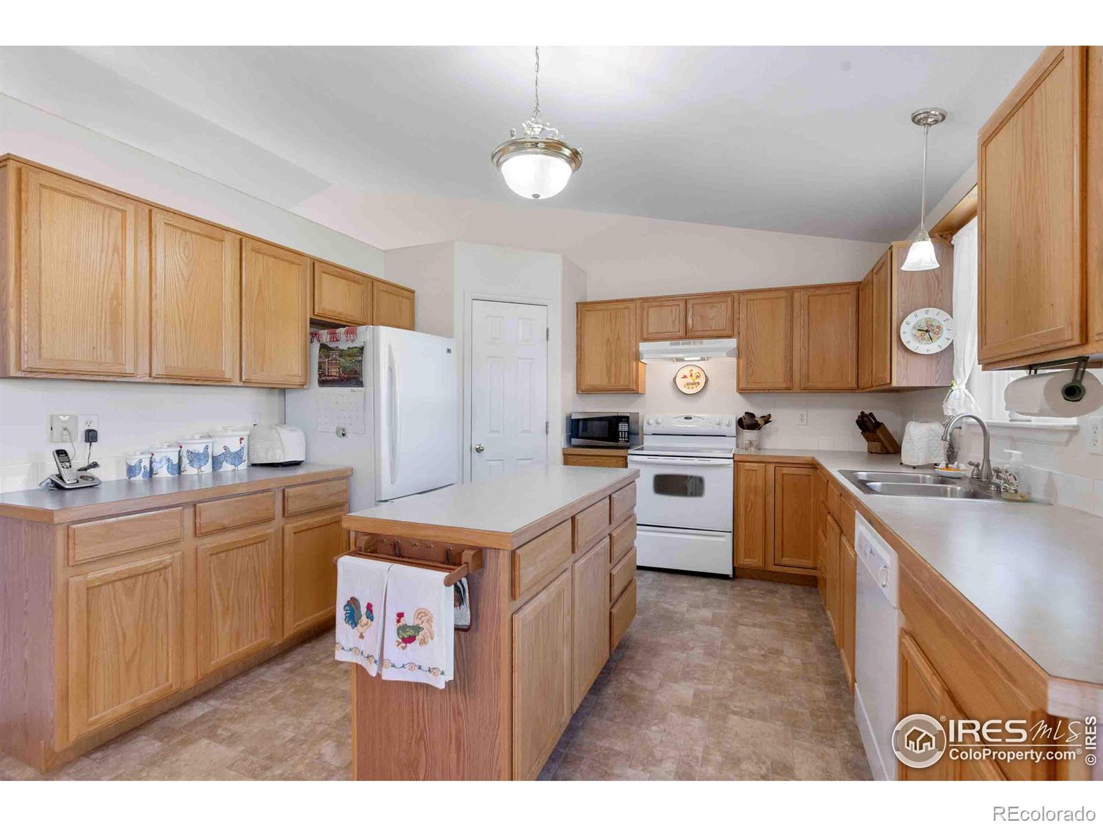 MLS Image #14 for 309  windflower way,severance, Colorado