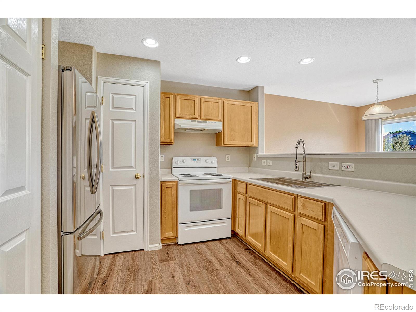 MLS Image #12 for 4017  three bridges court,loveland, Colorado