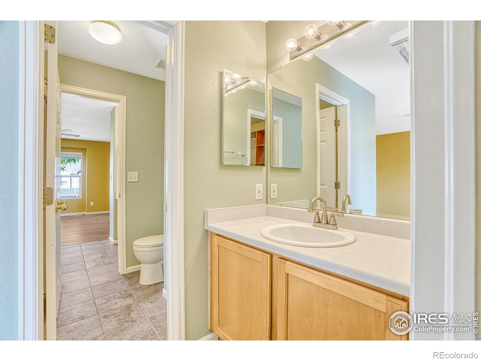 MLS Image #22 for 4017  three bridges court,loveland, Colorado