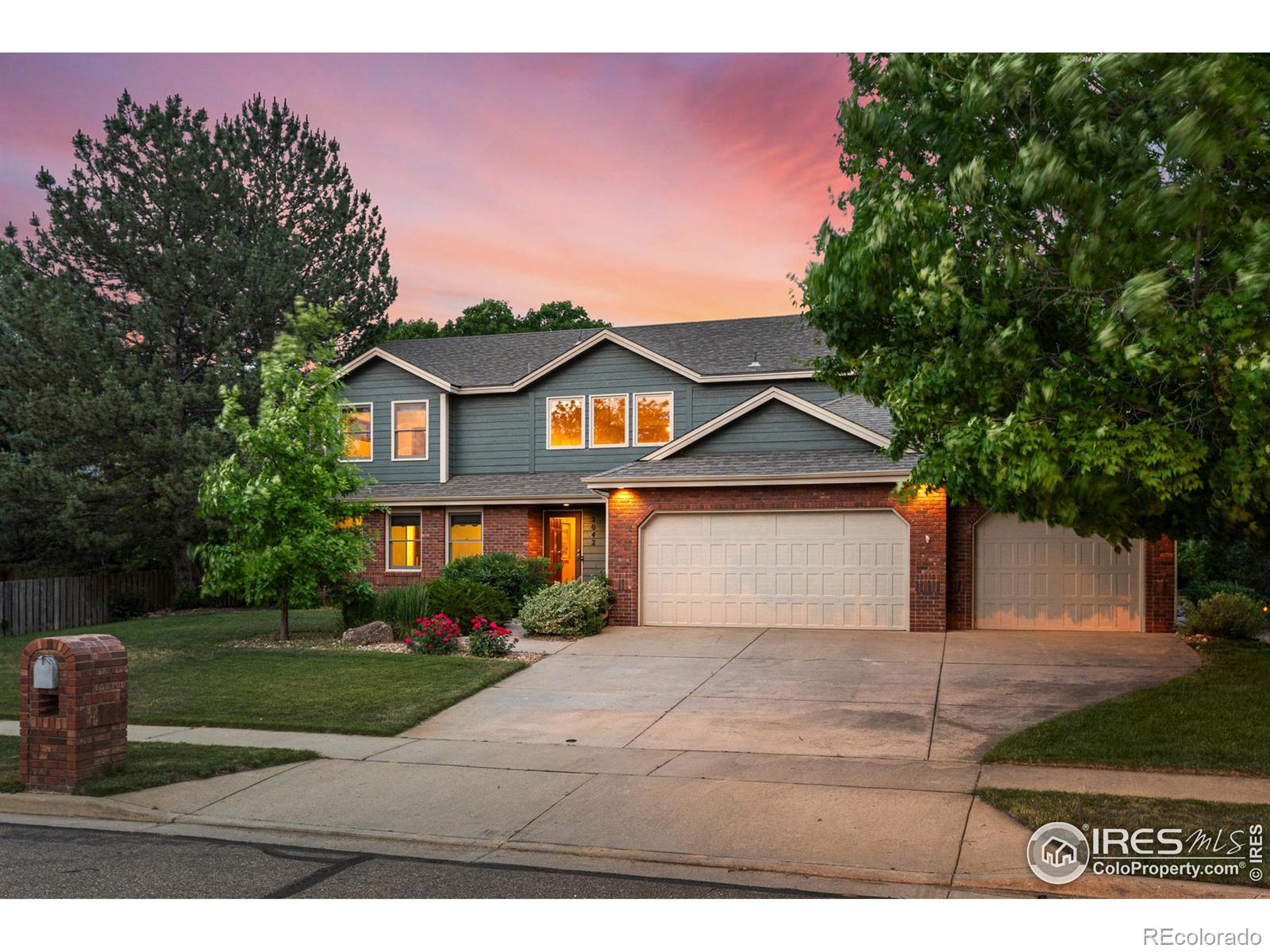 Report Image for 2042  Ridgeview Drive,Longmont, Colorado