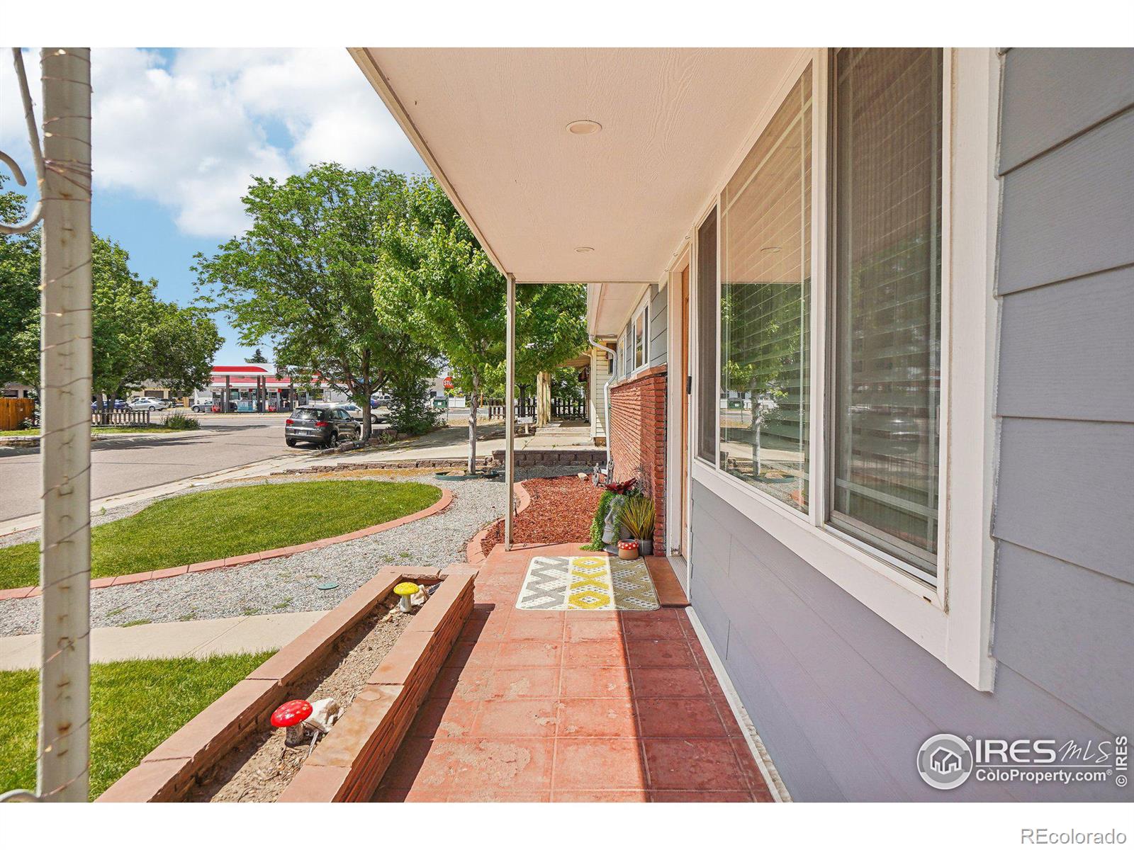 MLS Image #3 for 5710 s hickory street,littleton, Colorado