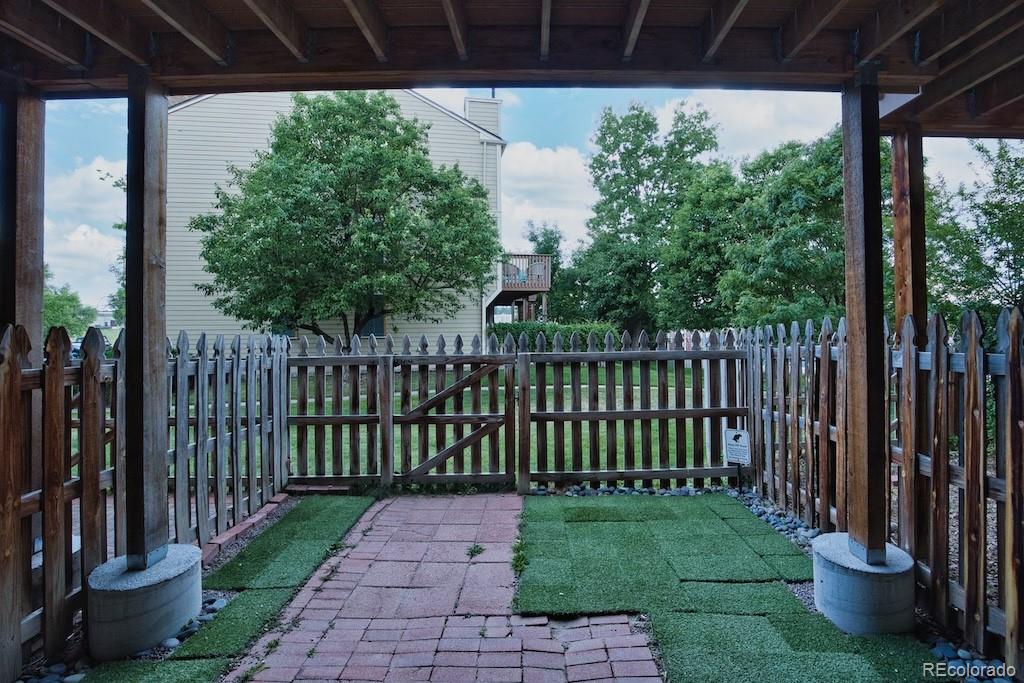 MLS Image #17 for 1699 s trenton street,denver, Colorado