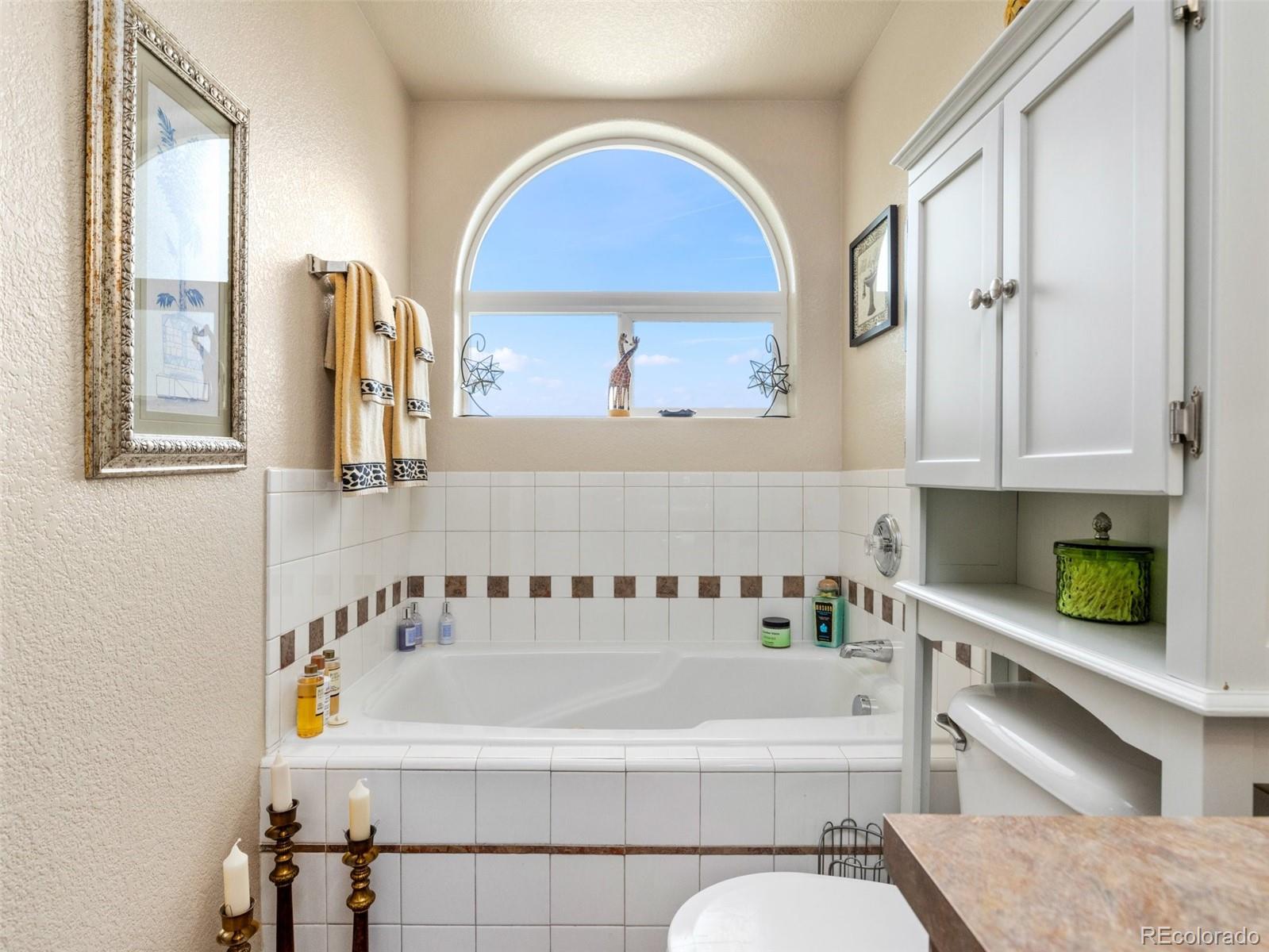 MLS Image #14 for 4805  pearcrest court,pueblo, Colorado