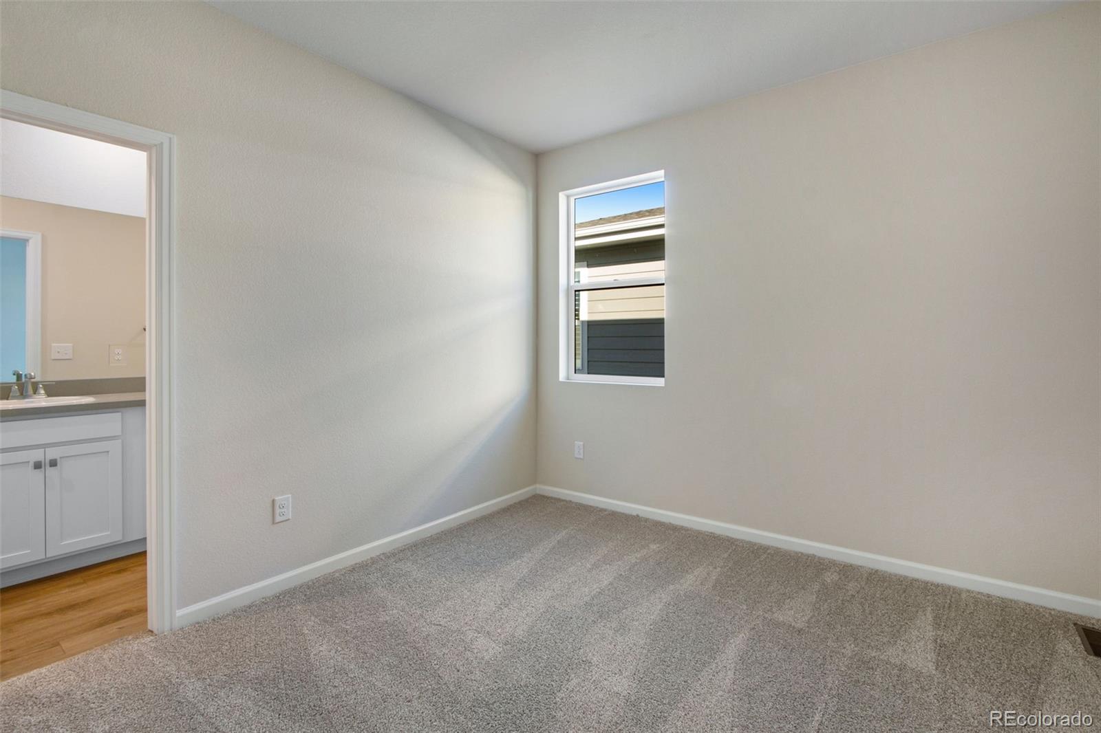 MLS Image #28 for 1580 e 3rd avenue,longmont, Colorado