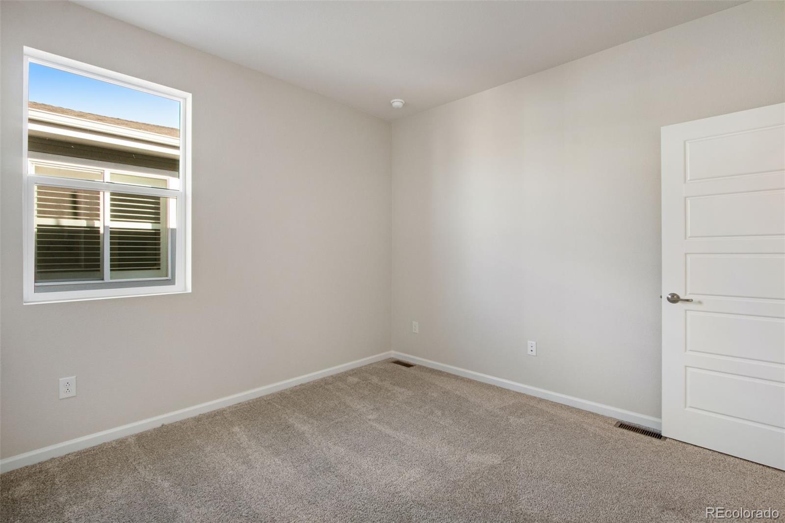 MLS Image #30 for 1580 e 3rd avenue,longmont, Colorado