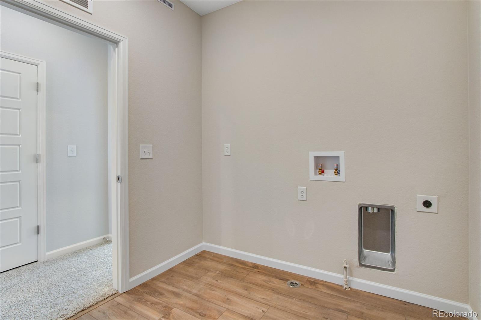 MLS Image #41 for 1580 e 3rd avenue,longmont, Colorado