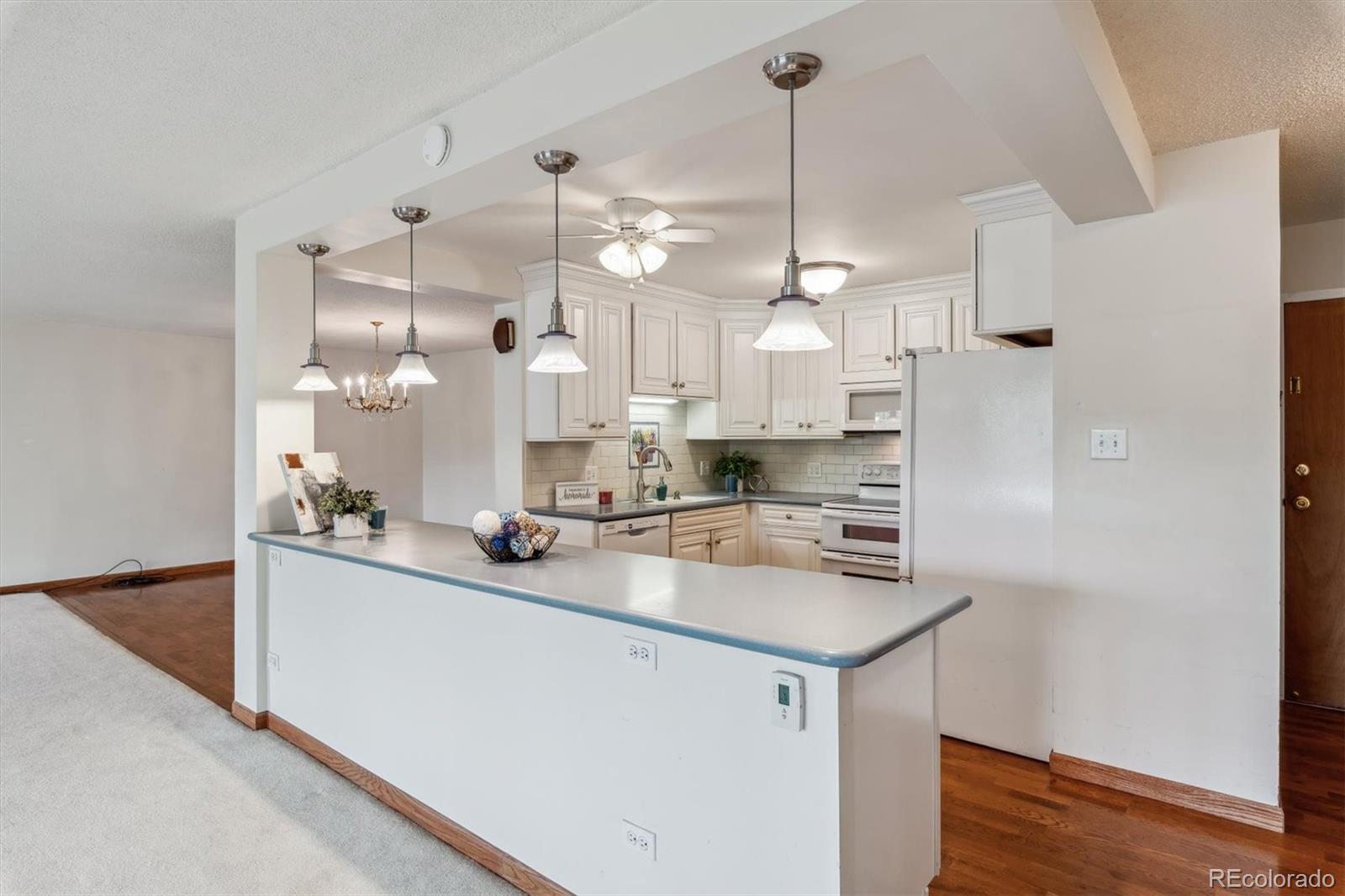 MLS Image #2 for 635 s alton way 6c,denver, Colorado