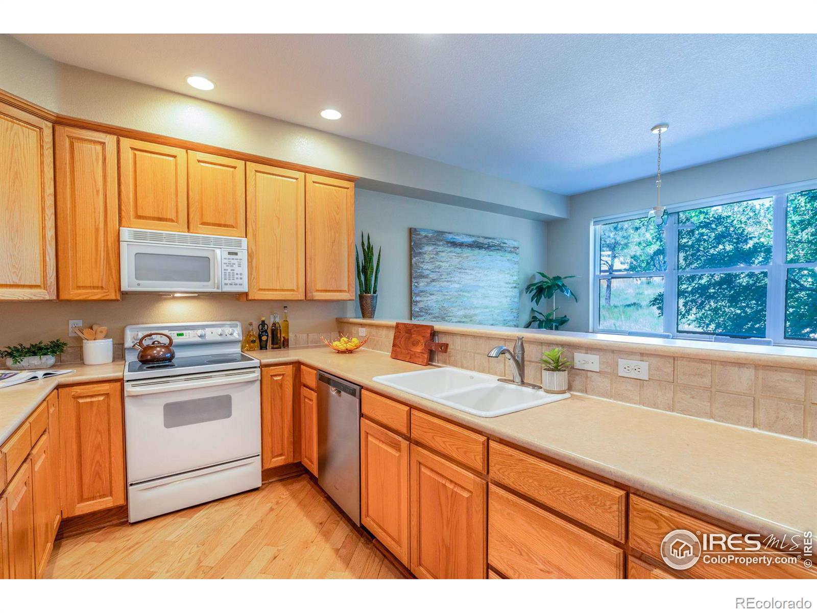 MLS Image #6 for 693  wild ridge lane,lafayette, Colorado