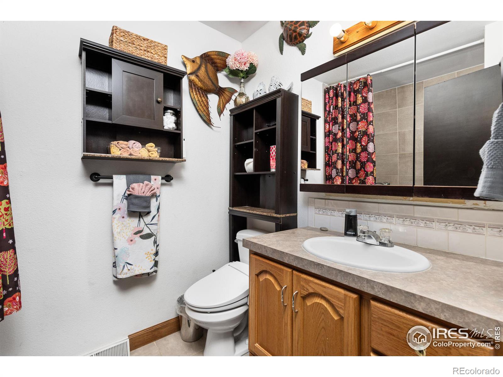 MLS Image #11 for 180  45th avenue,greeley, Colorado