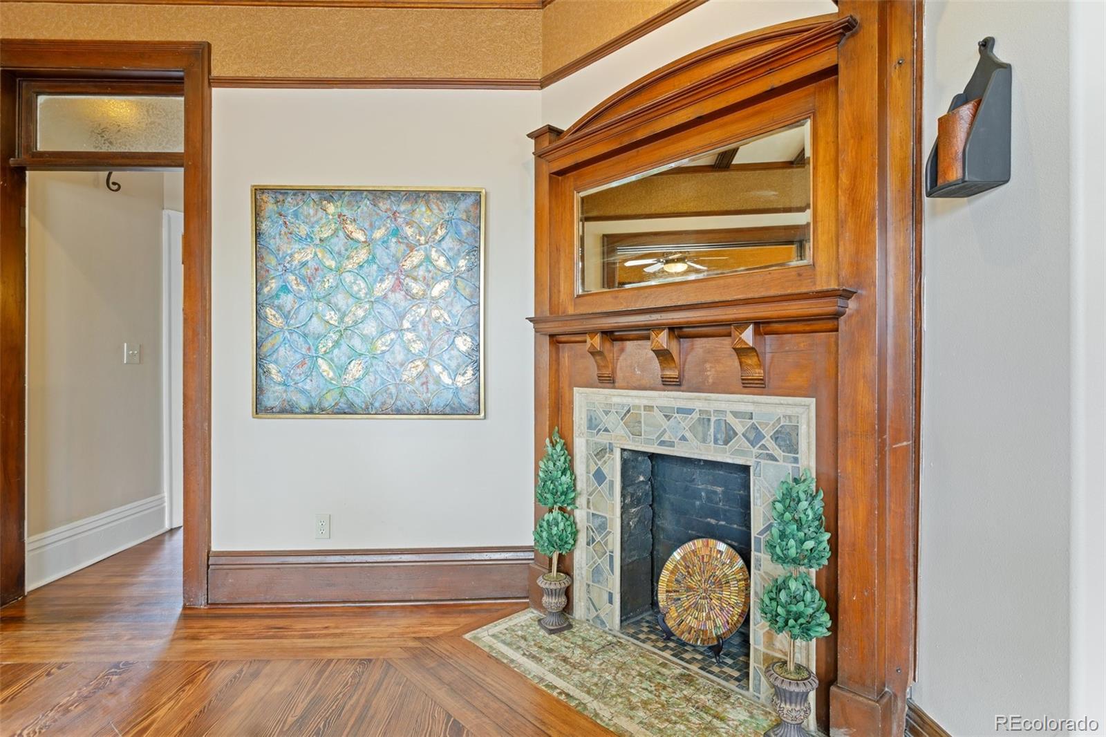 MLS Image #12 for 704 w cucharras street,colorado springs, Colorado