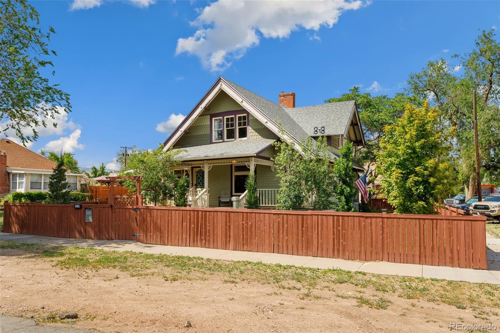 MLS Image #2 for 704 w cucharras street,colorado springs, Colorado