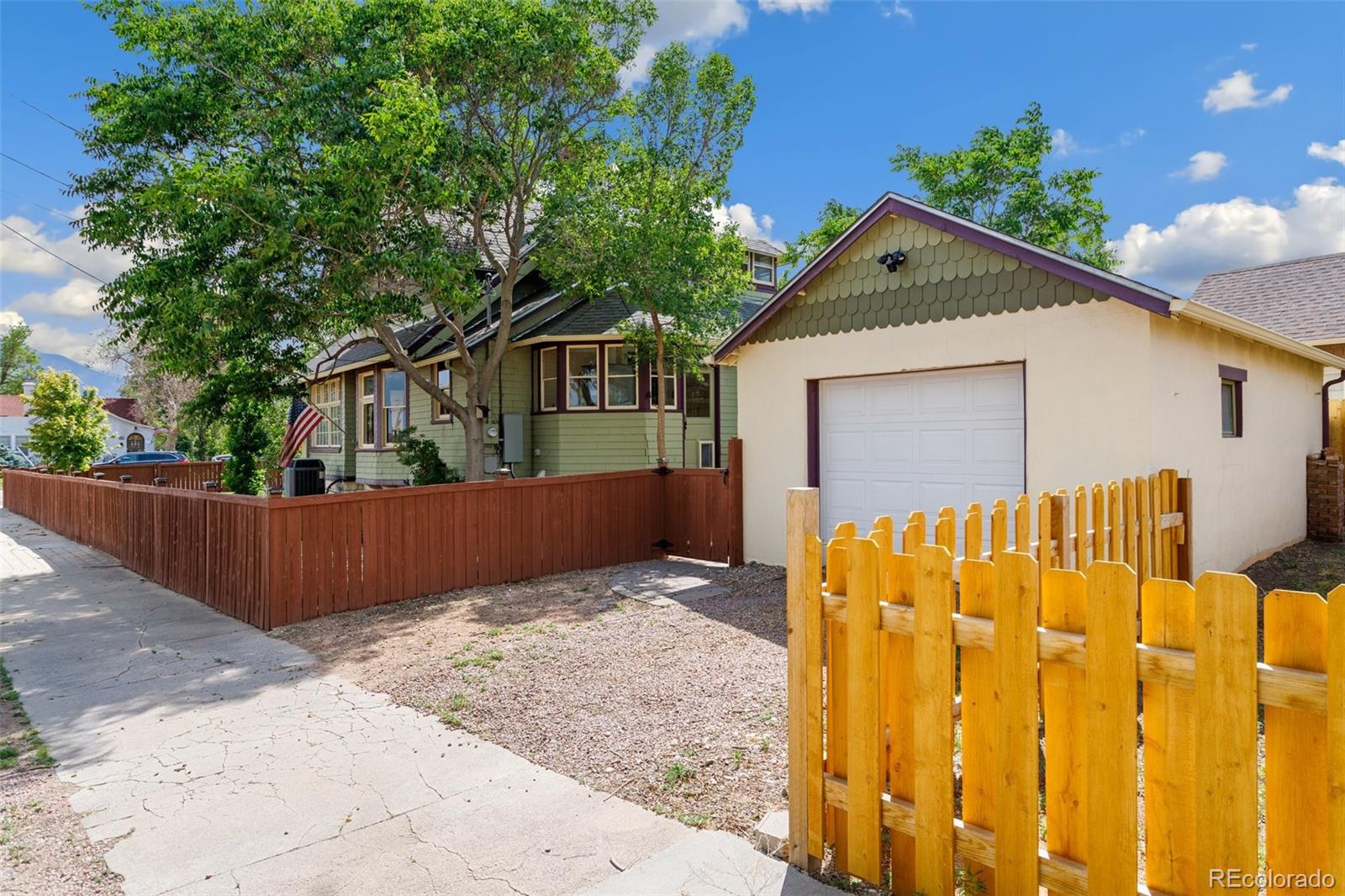 MLS Image #4 for 704 w cucharras street,colorado springs, Colorado