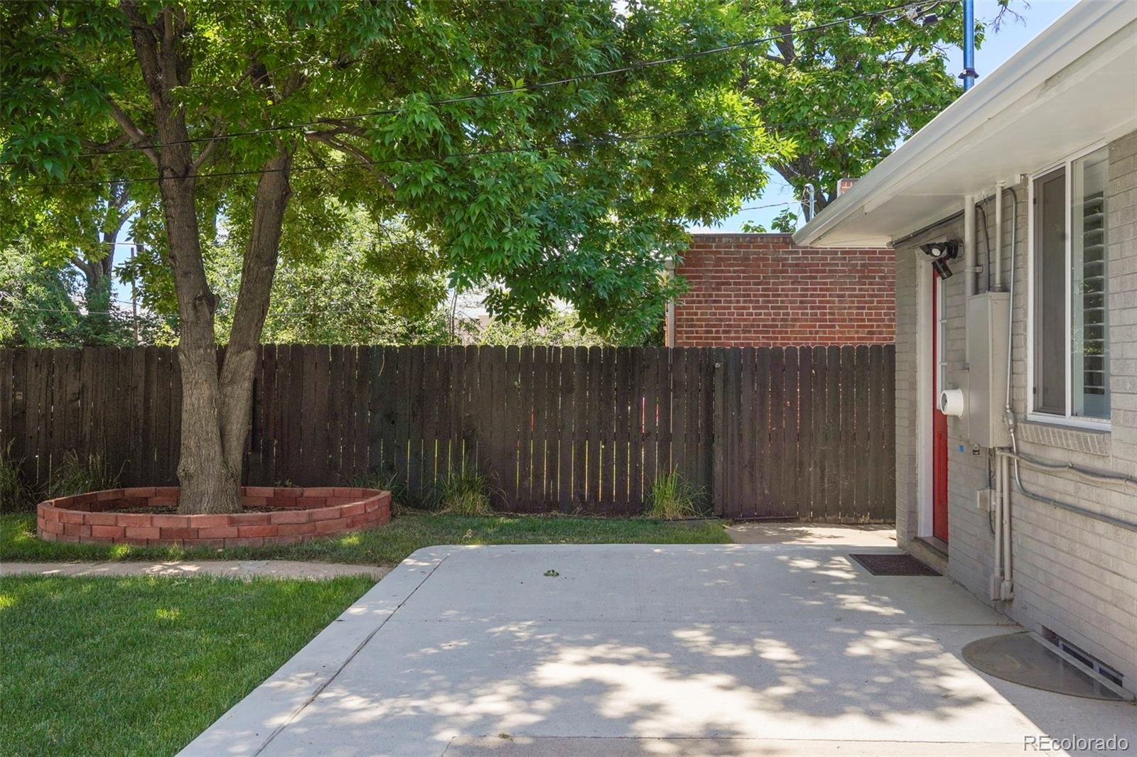 MLS Image #17 for 1550  xanthia street,denver, Colorado