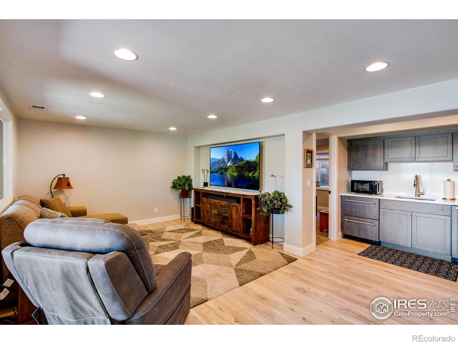 MLS Image #26 for 2640  logan drive,loveland, Colorado