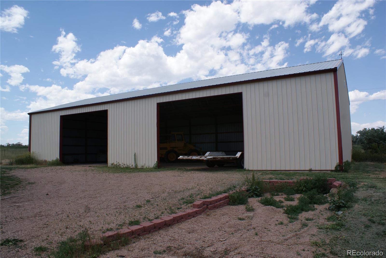 MLS Image #15 for 2707  county road 19 ,fort lupton, Colorado