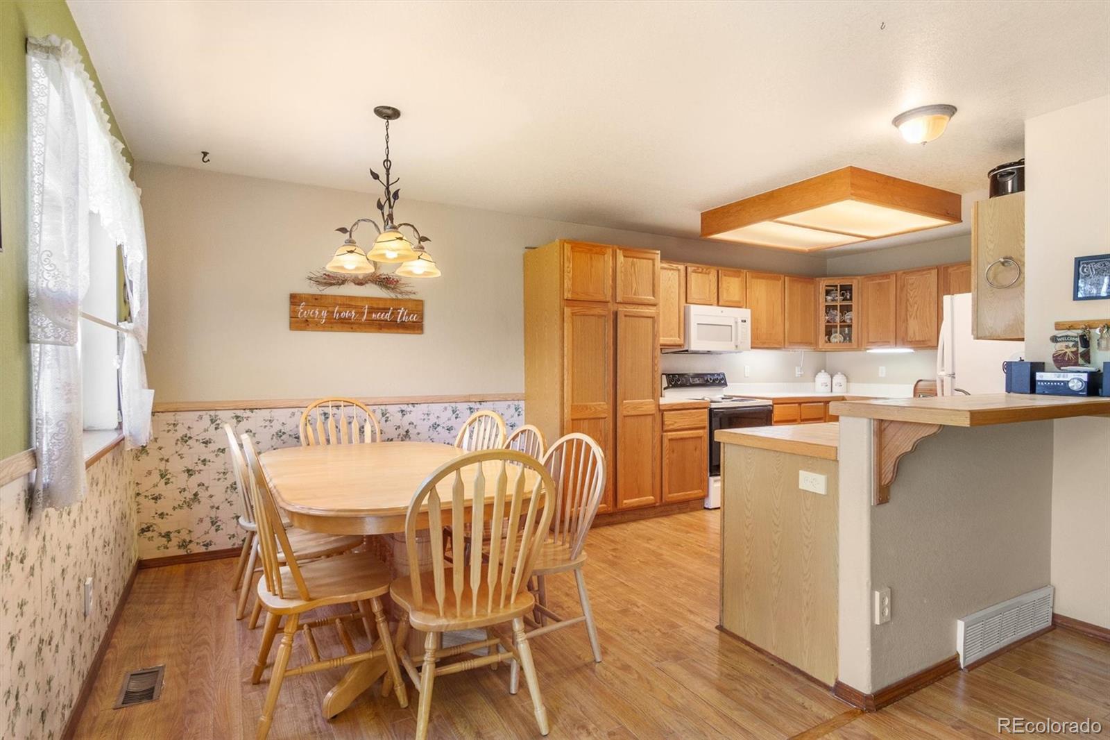 MLS Image #9 for 6220  dazzling court,colorado springs, Colorado