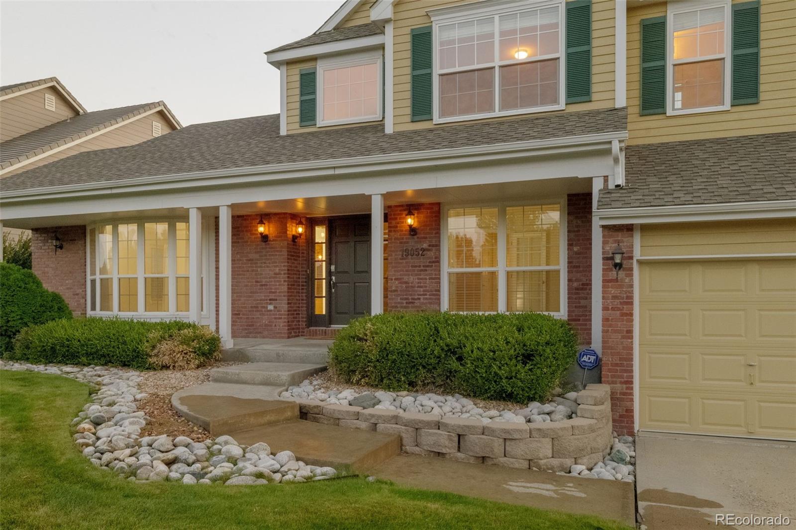 MLS Image #2 for 19052 e lake drive,aurora, Colorado