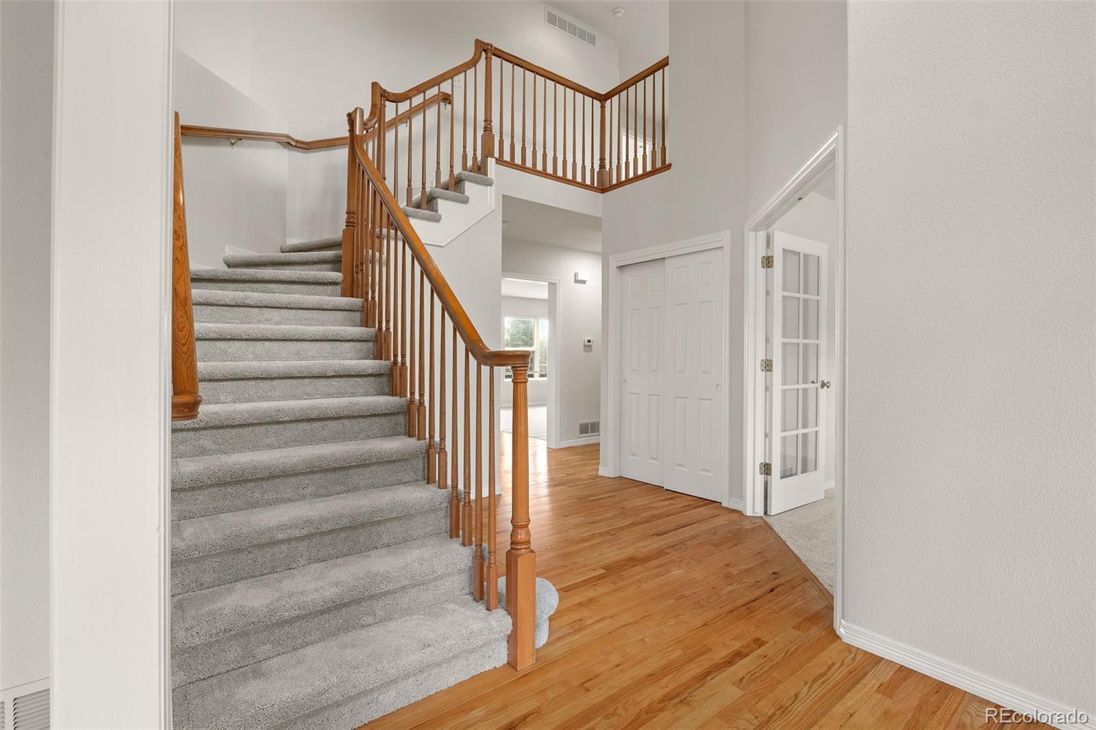 MLS Image #4 for 19052 e lake drive,aurora, Colorado