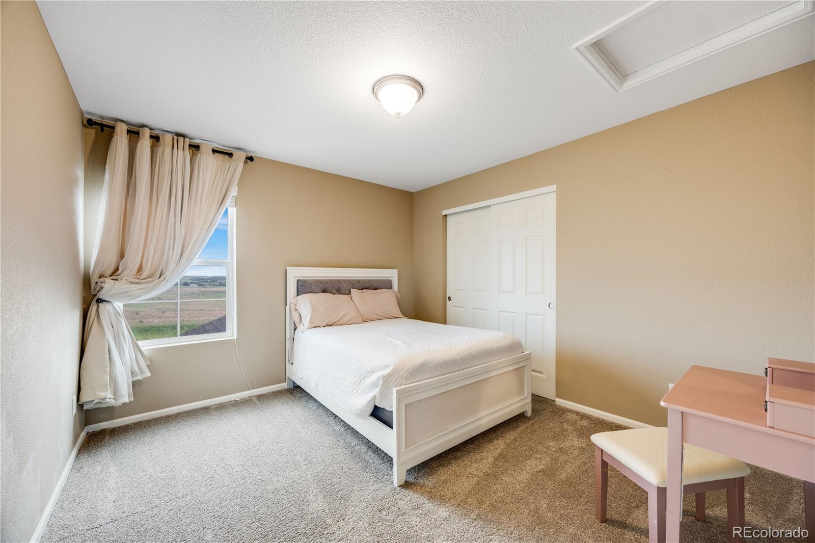 MLS Image #15 for 25024 e byers drive,aurora, Colorado