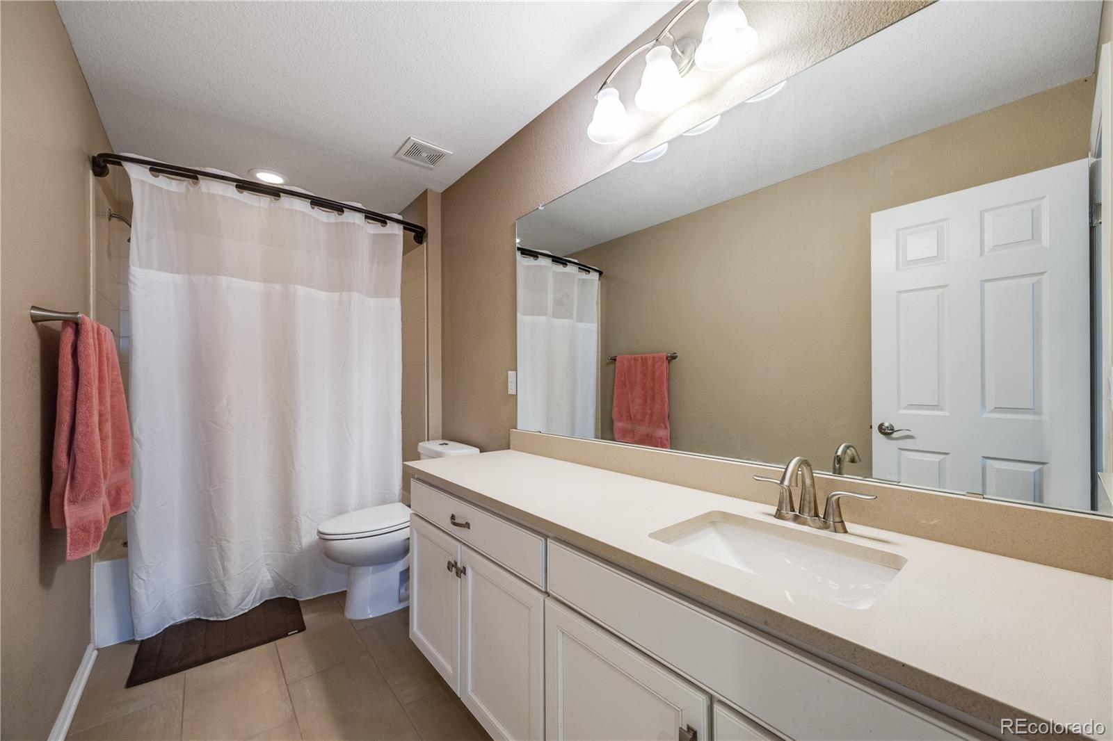 MLS Image #16 for 25024 e byers drive,aurora, Colorado