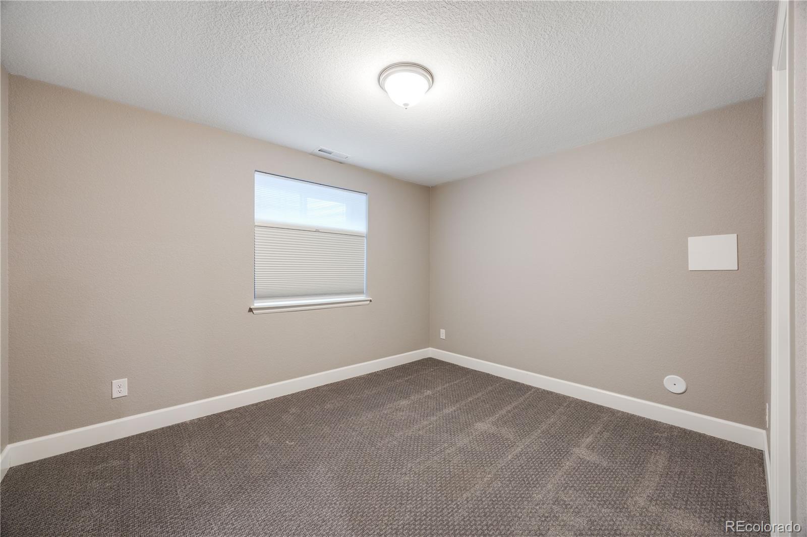 MLS Image #22 for 25024 e byers drive,aurora, Colorado