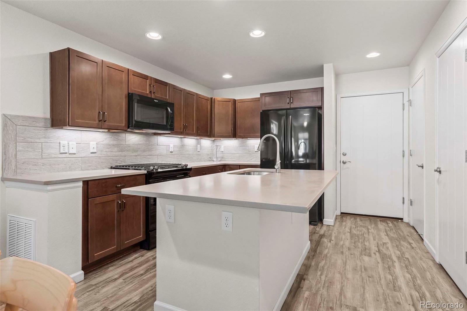 MLS Image #5 for 5843  boston street,denver, Colorado