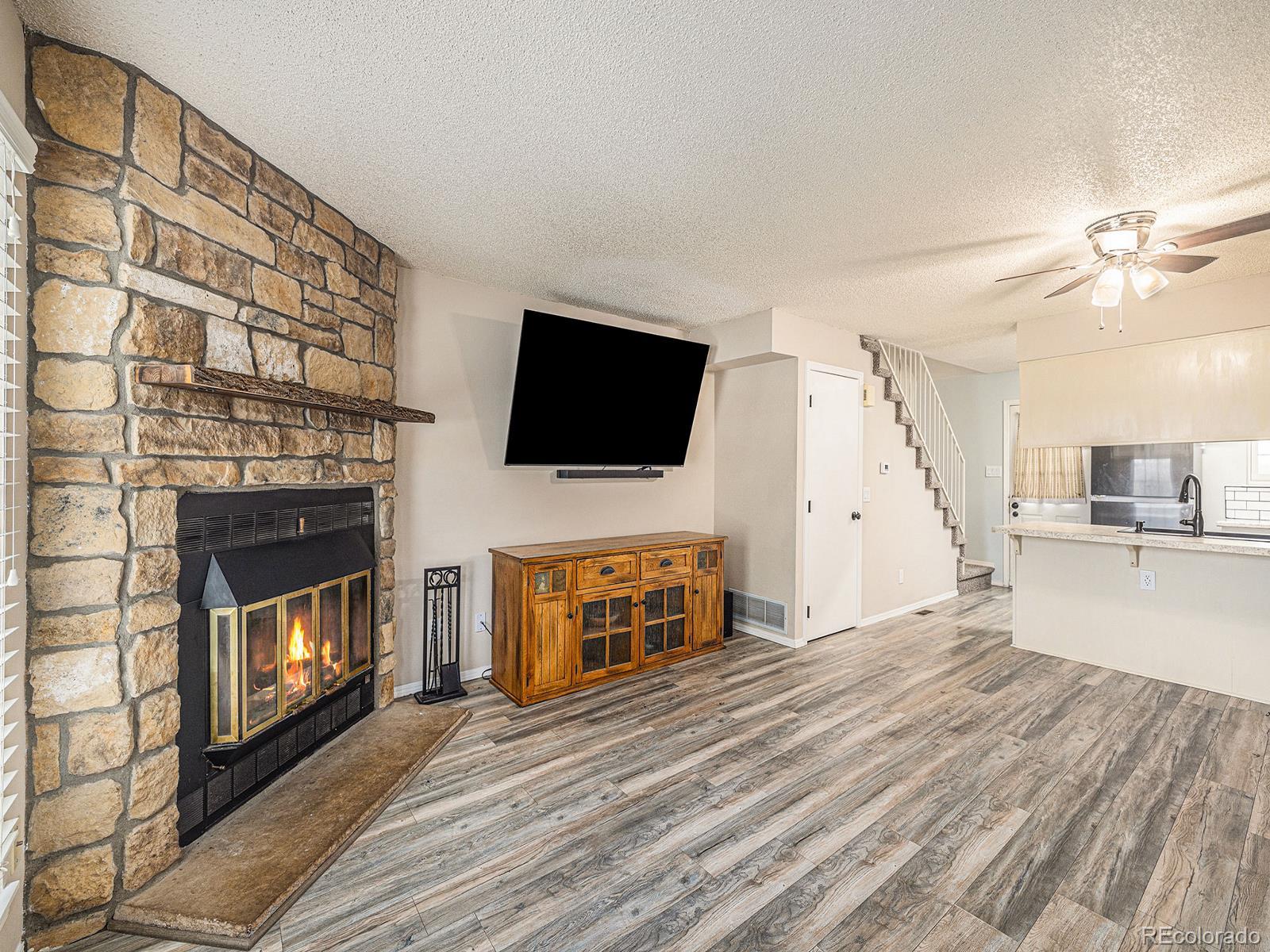 MLS Image #2 for 6746 s independence street,littleton, Colorado