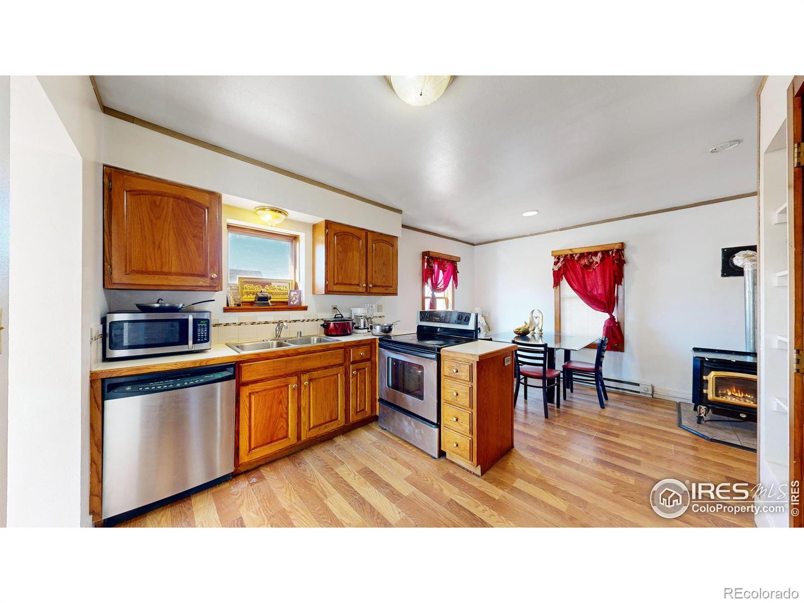 MLS Image #10 for 35909  county road 49 ,eaton, Colorado