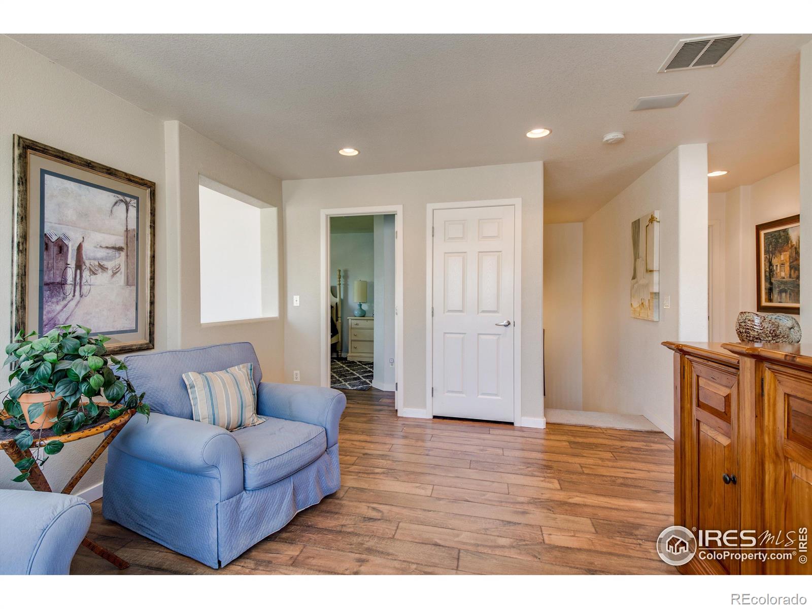 MLS Image #27 for 8086  raspberry drive,frederick, Colorado