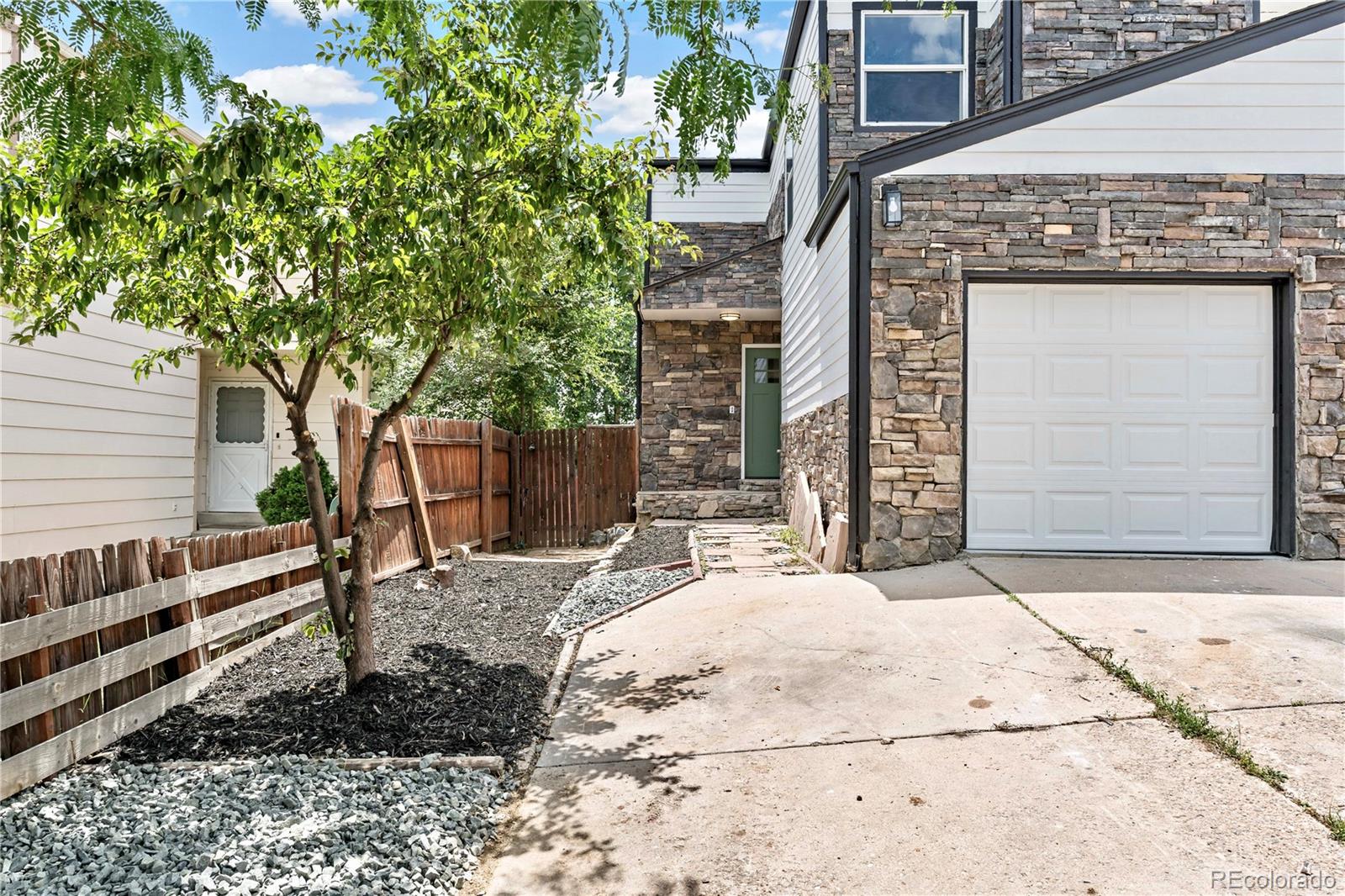 MLS Image #34 for 2272 w hillside avenue,englewood, Colorado