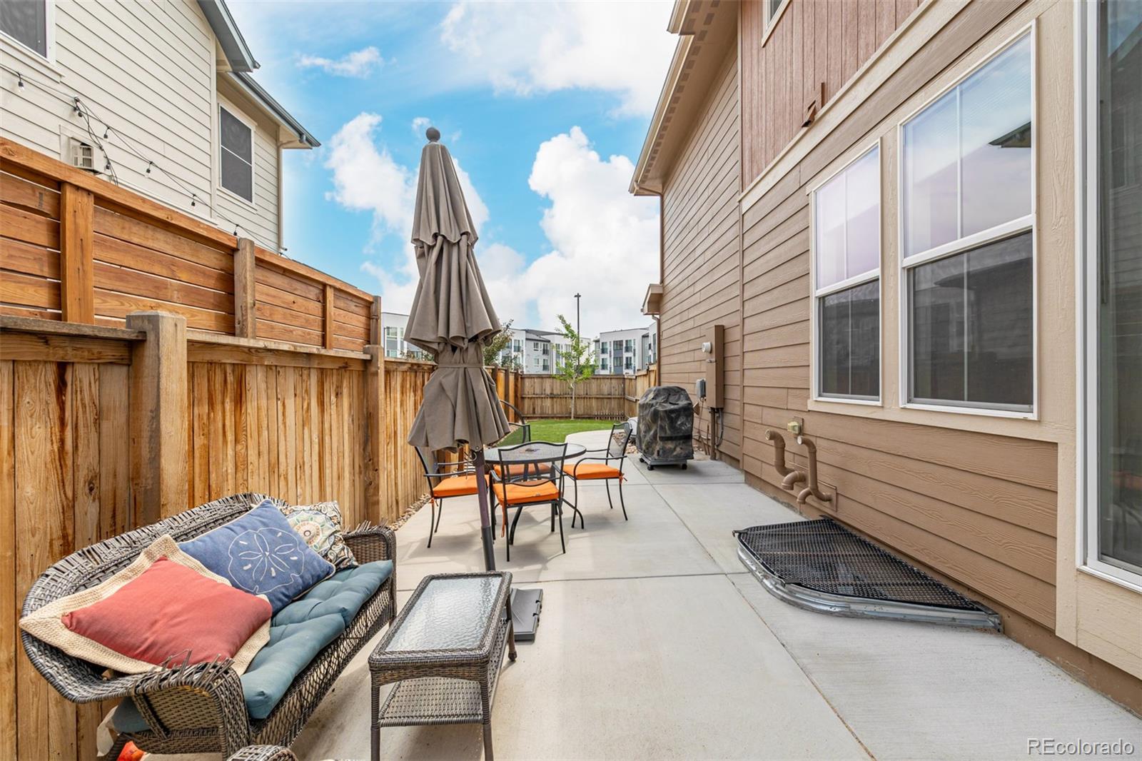 MLS Image #17 for 11577 e 26th avenue,denver, Colorado