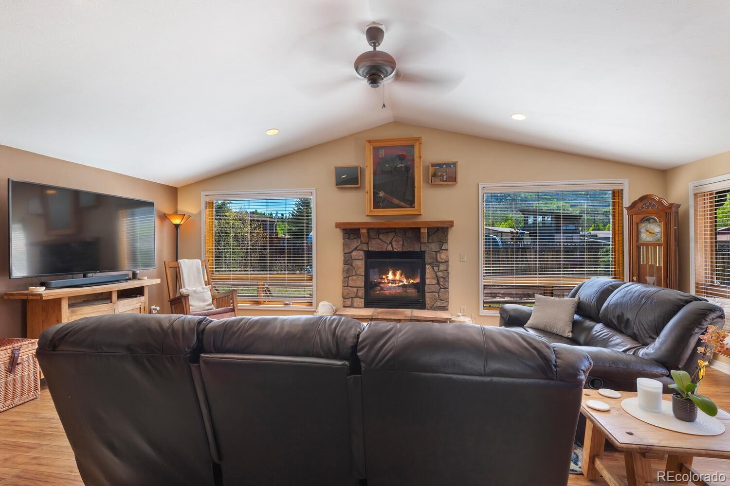 MLS Image #14 for 864  summit drive,dillon, Colorado