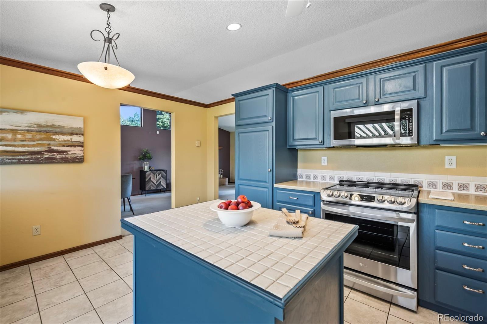 MLS Image #10 for 6460  mesedge drive,colorado springs, Colorado