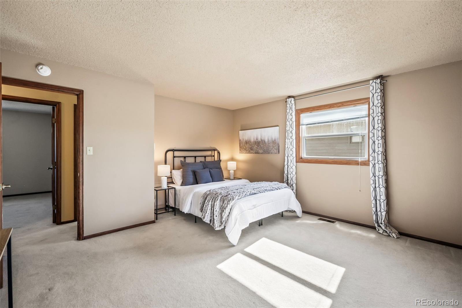 MLS Image #12 for 6460  mesedge drive,colorado springs, Colorado