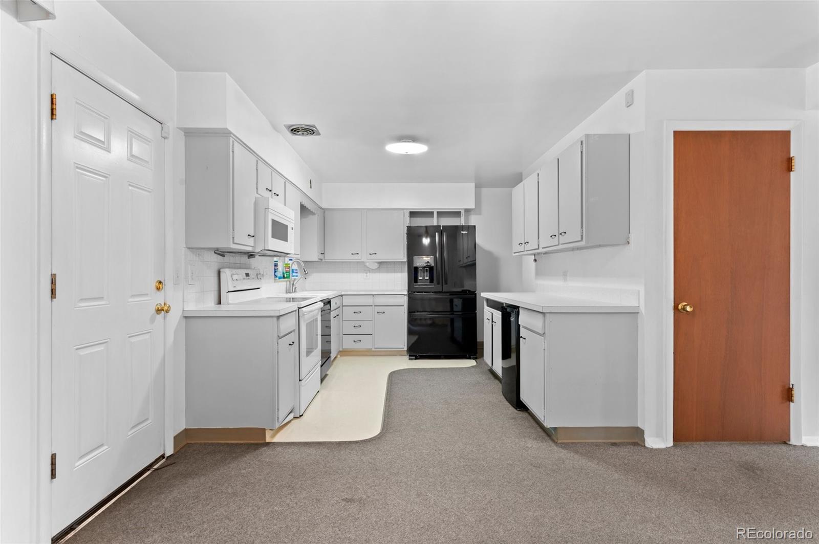 MLS Image #11 for 2681 s newport street,denver, Colorado