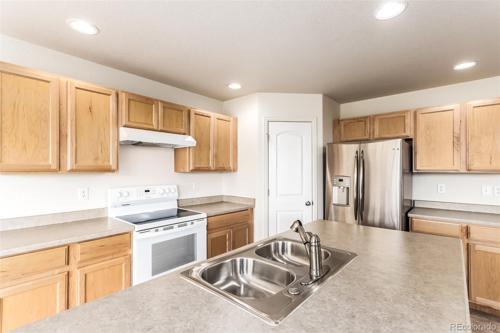 MLS Image #8 for 2701  sapphire street,loveland, Colorado