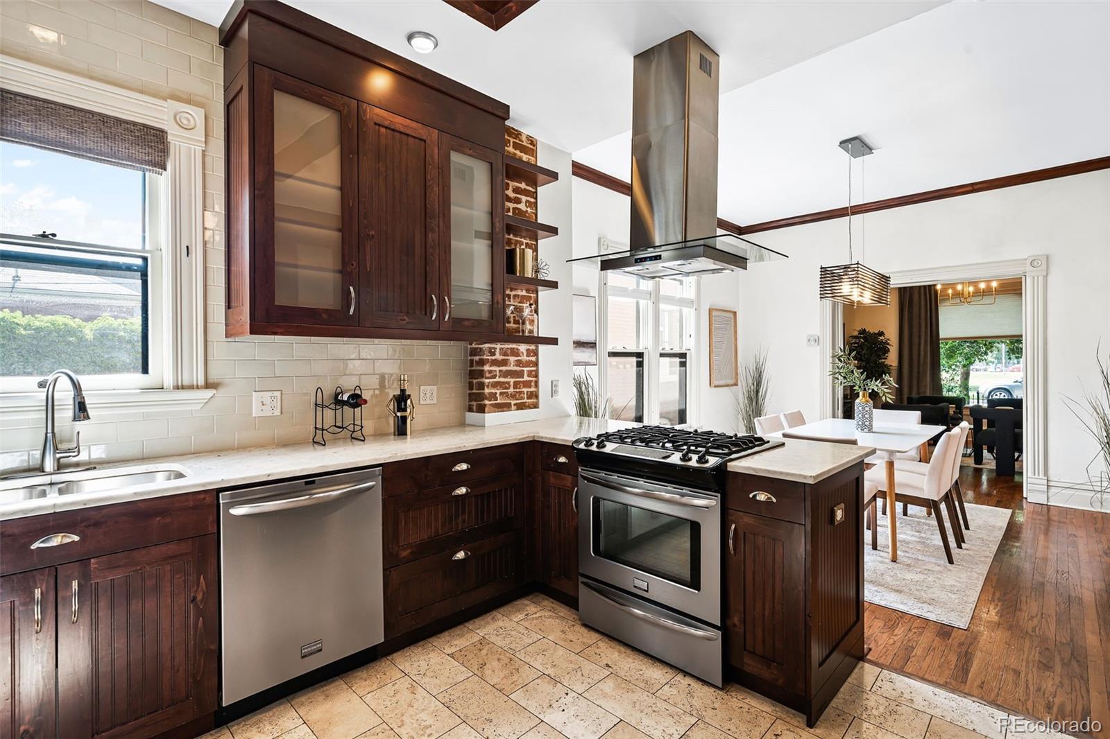 MLS Image #9 for 319 w irvington place,denver, Colorado