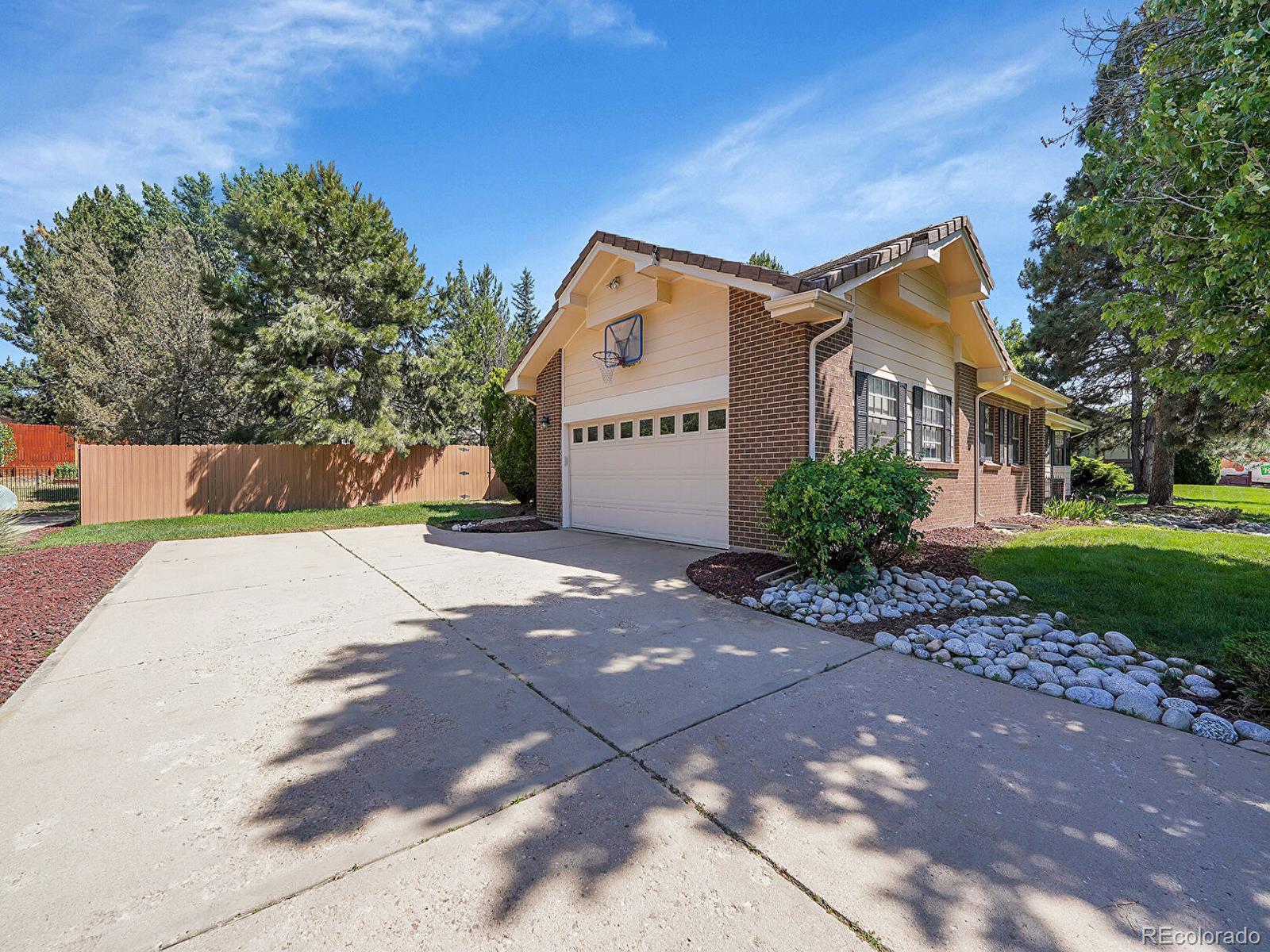 MLS Image #4 for 4826 s joplin street,aurora, Colorado