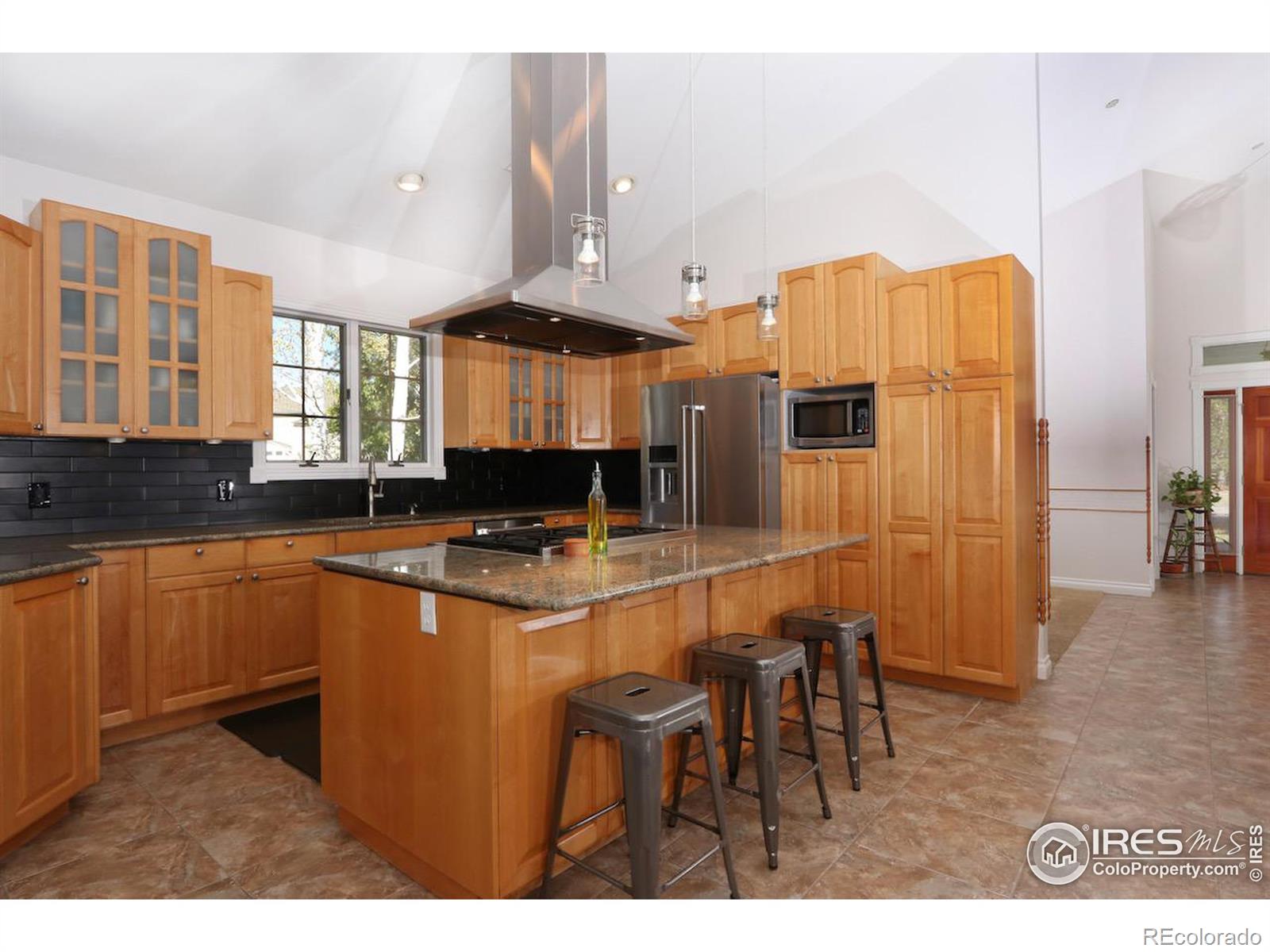 MLS Image #3 for 7655  crestview drive,niwot, Colorado