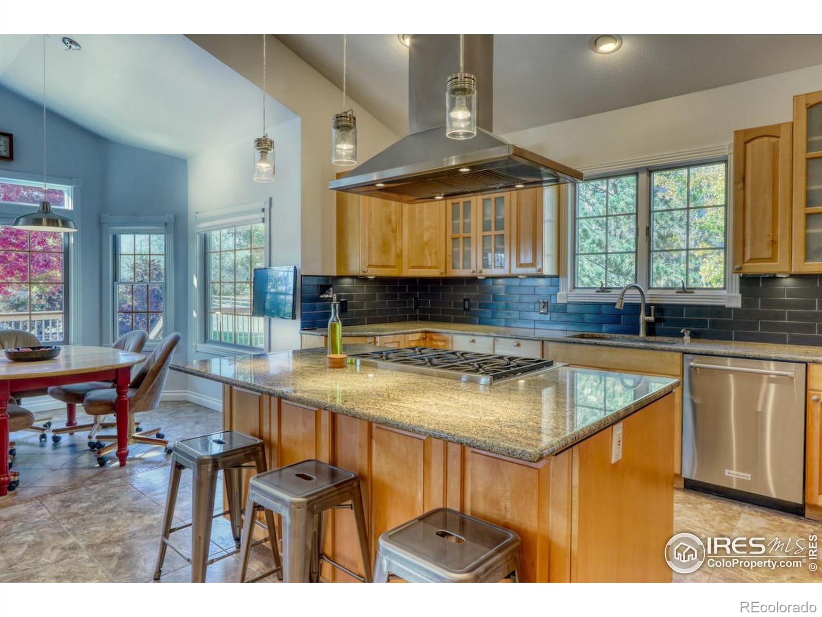 MLS Image #4 for 7655  crestview drive,niwot, Colorado