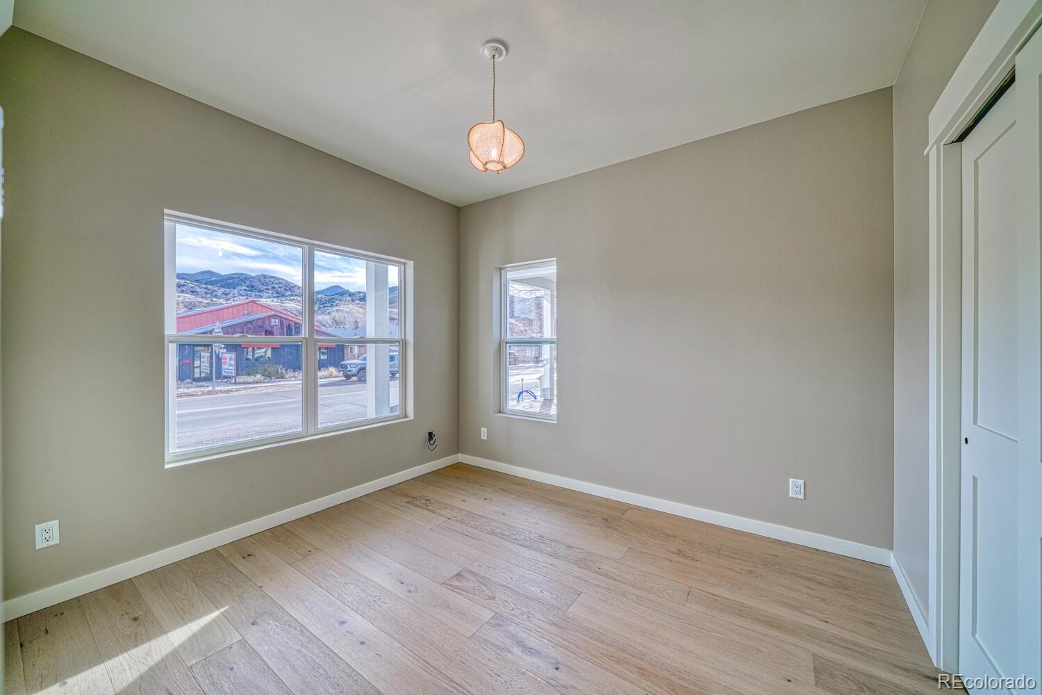 MLS Image #10 for 847 w first street,salida, Colorado