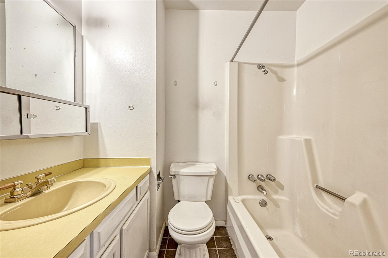 MLS Image #22 for 11801 e canal drive,aurora, Colorado