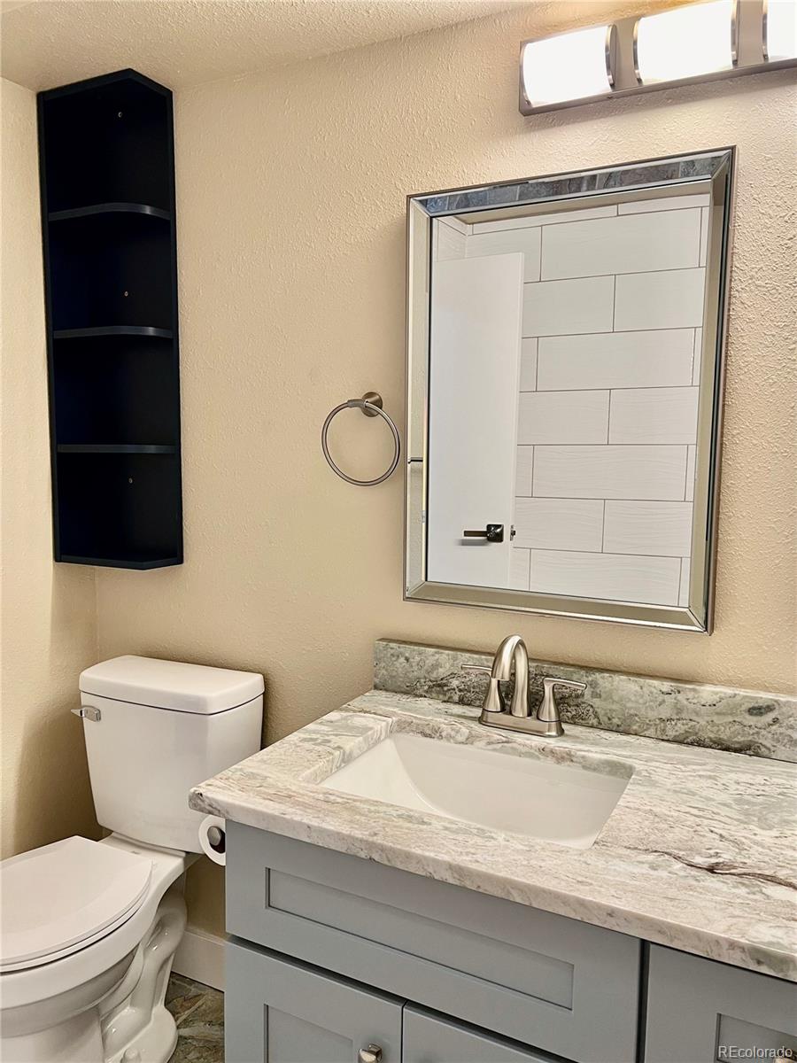 MLS Image #8 for 7455 e quincy avenue 205,denver, Colorado