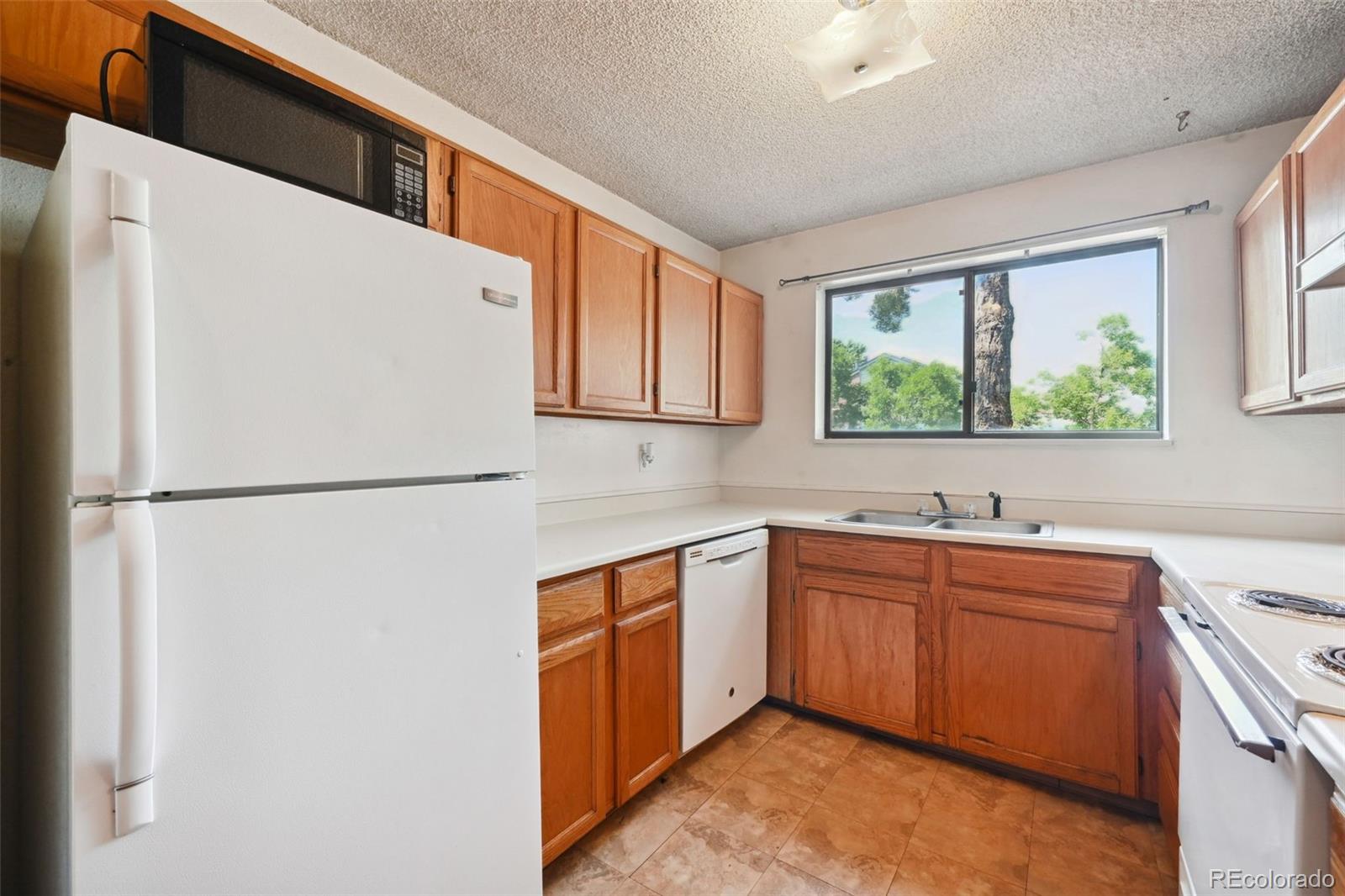 MLS Image #5 for 3526 s depew street 101,lakewood, Colorado