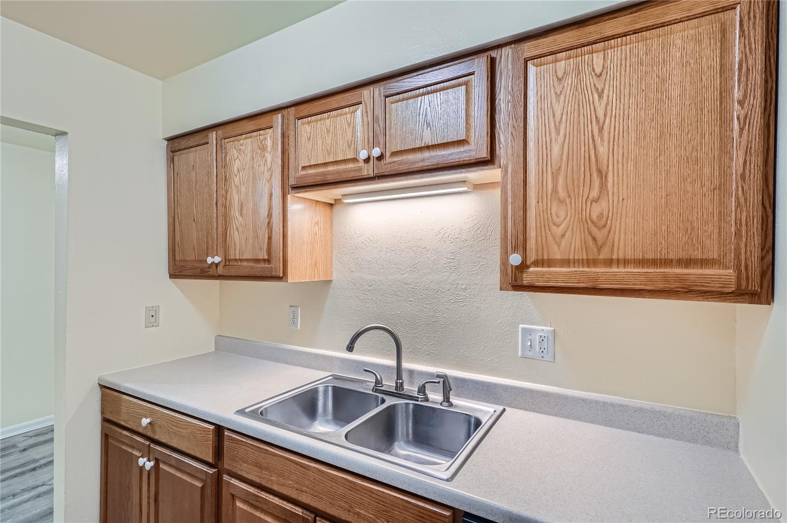 MLS Image #12 for 3643 s sheridan boulevard,denver, Colorado