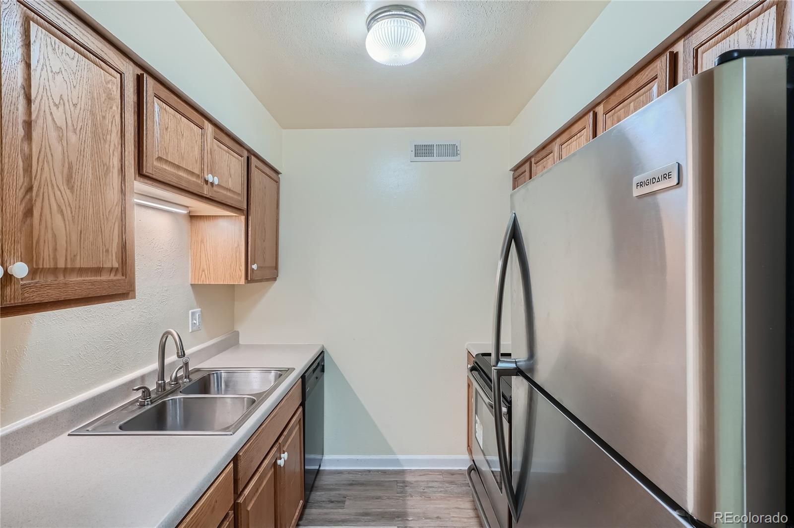 MLS Image #13 for 3643 s sheridan boulevard,denver, Colorado